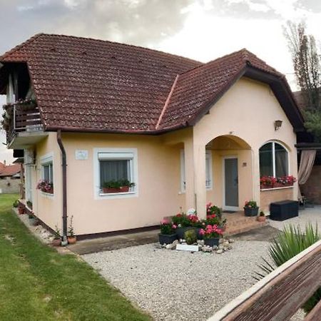 Liliana Apartman Balatonberény Extérieur photo